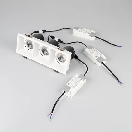 Фото #2 товара Светильник MS-FLOW-BUILT-S230x85-3x12W Warm3000 (WH, 15 deg, 230V) (Arlight, IP20 Металл, 5 лет)